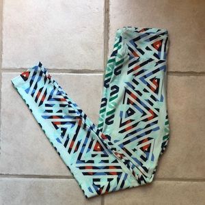 Lularoe full-length geometric print leggings